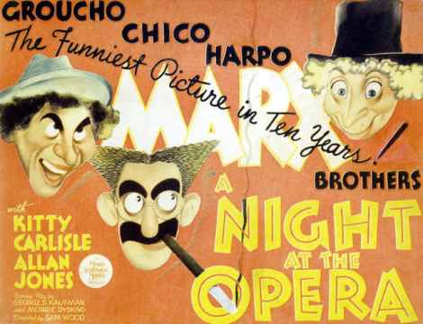 A Night at the Opera (1935) 00
