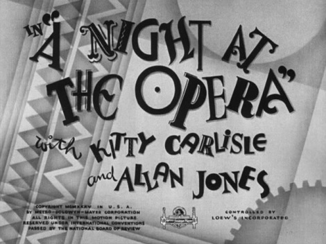 A Night at the Opera (1935) 01